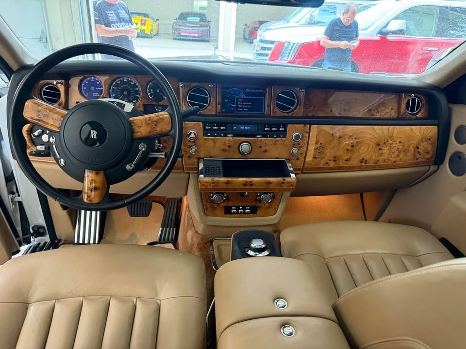 2007 Rolls-Royce Phantom VII - Image 5 of 16