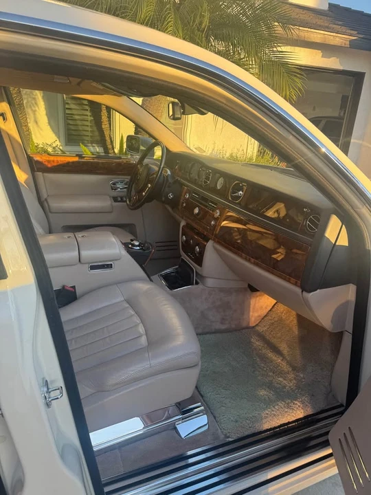 2007 Rolls-Royce Phantom VII - Image 6 of 17