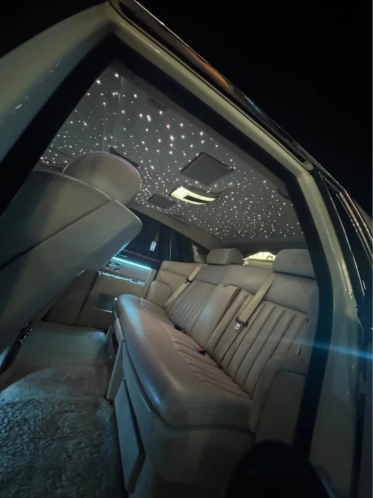 2007 Rolls-Royce Phantom VII - Image 9 of 17