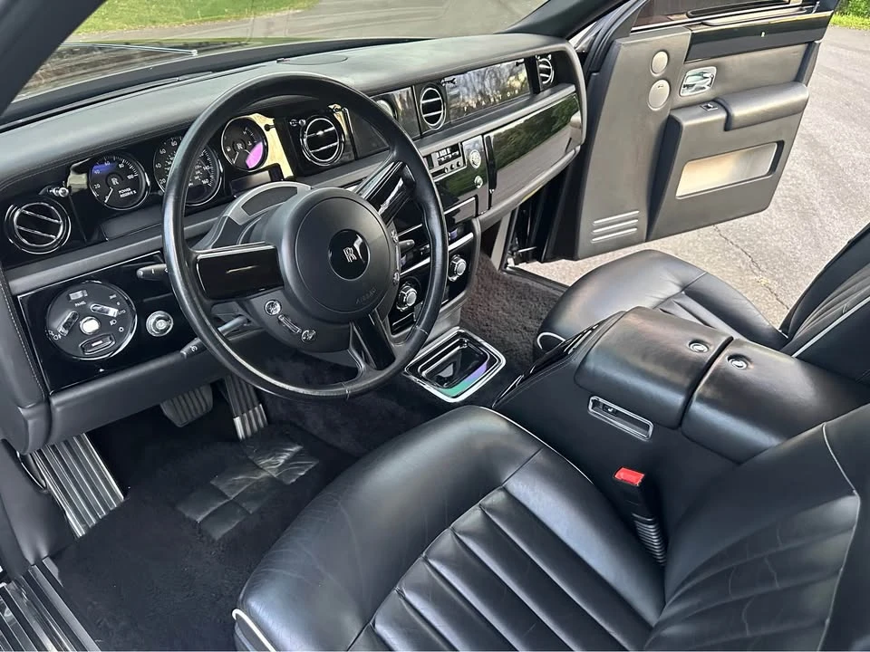 2007 Rolls-Royce Phantom VII - Image 10 of 20