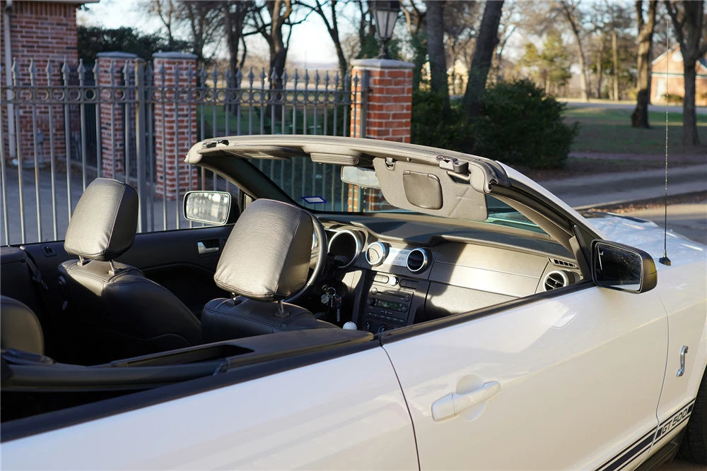 2007 Shelby GT500 - Image 4 of 4