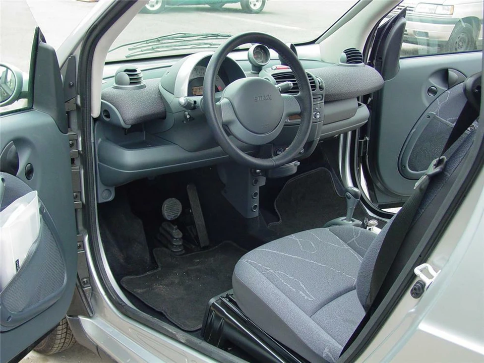2007 Smart Fortwo 2nd Gen - Image 3 of 3