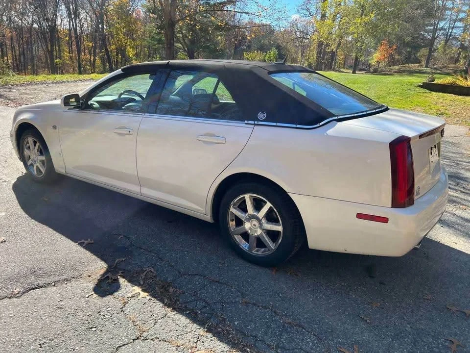 2007 Cadillac STS - Image 2 of 5