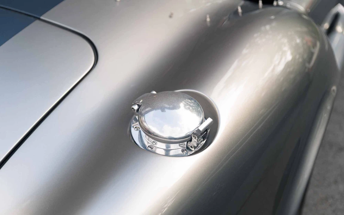 2007 Superformance - Image 25 of 31