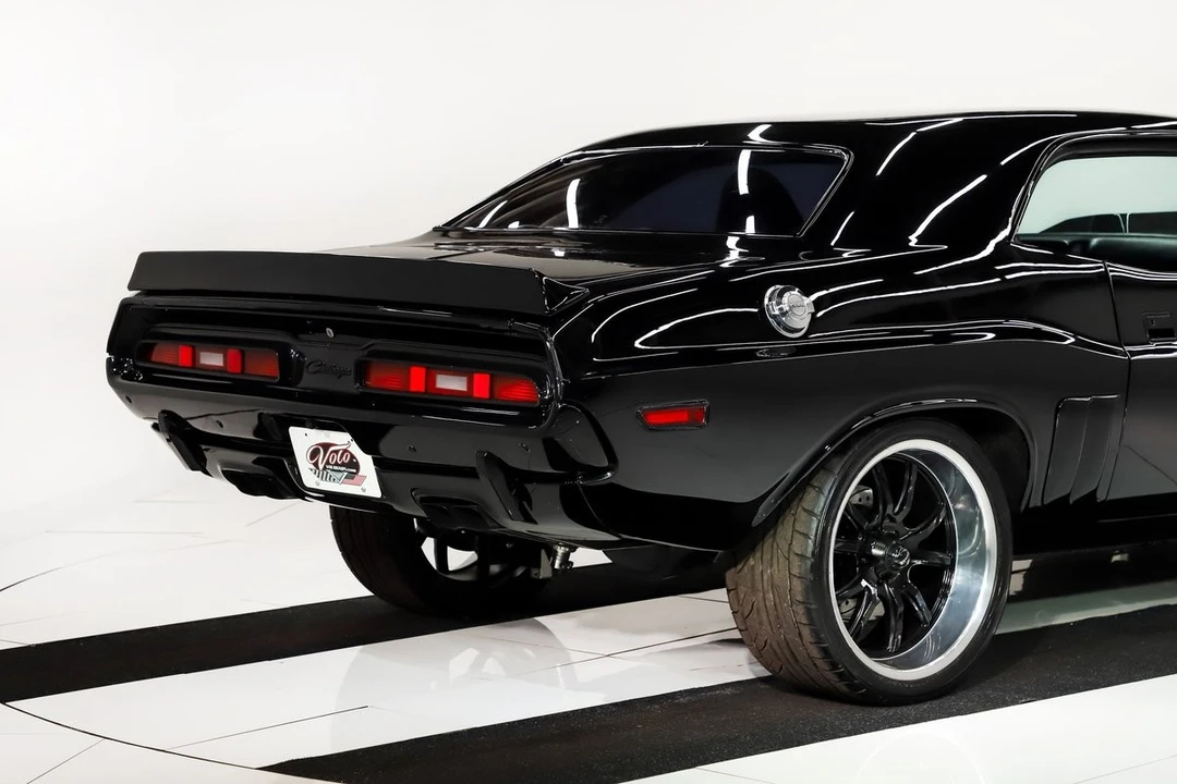 2007 Dodge Challenger - Image 17 of 31