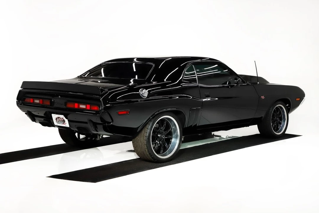 2007 Dodge Challenger - Image 26 of 31