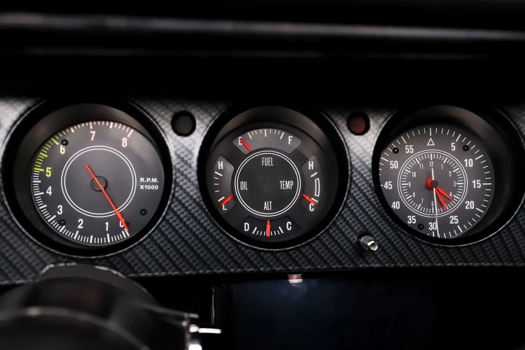 2007 Dodge Challenger - Image 18 of 31