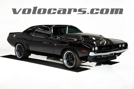 2007 Dodge Challenger R/T Restomod