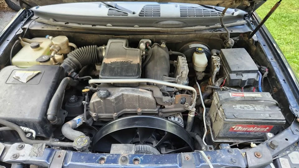 2007 Saab - Image 6 of 10