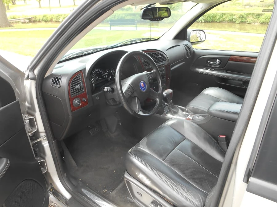 2007 Saab - Image 3 of 12