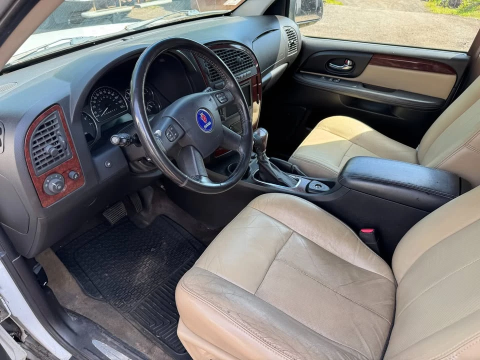2007 Saab - Image 5 of 7