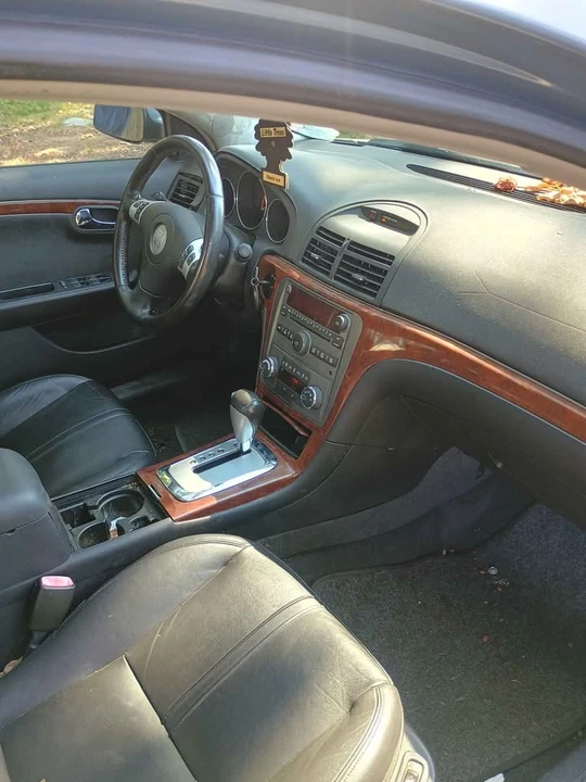 2007 Saturn - Image 5 of 8