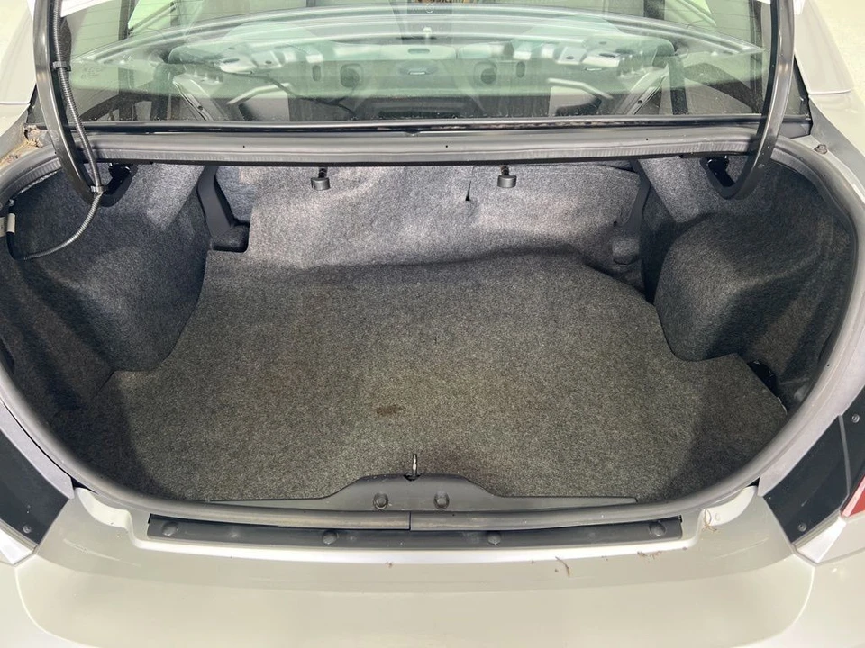 2007 Saturn Ion - Image 19 of 21