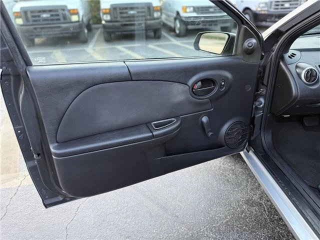 2007 Saturn Ion - Image 13 of 21