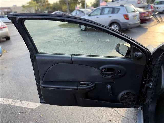 2007 Saturn Ion - Image 14 of 21