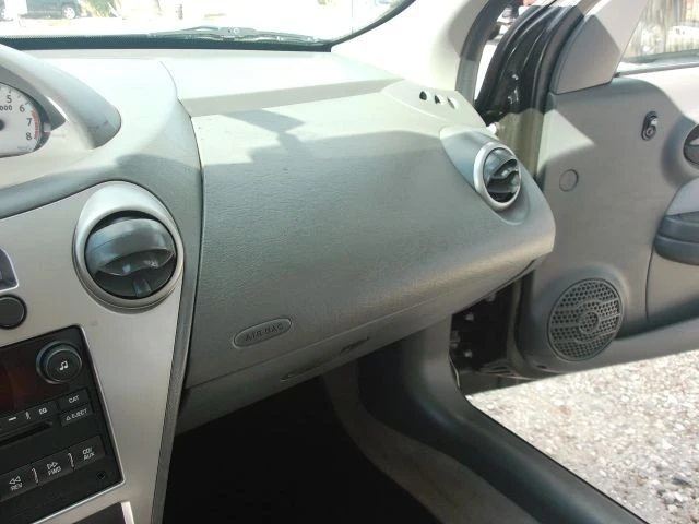2007 Saturn Ion - Image 17 of 21
