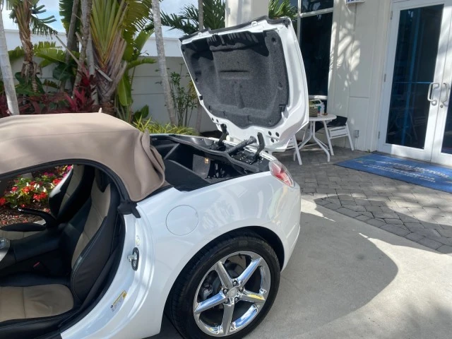 2007 Saturn Sky - Image 14 of 21