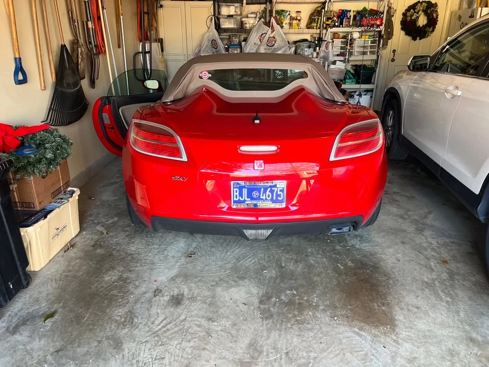 2007 Saturn Sky - Image 3 of 9