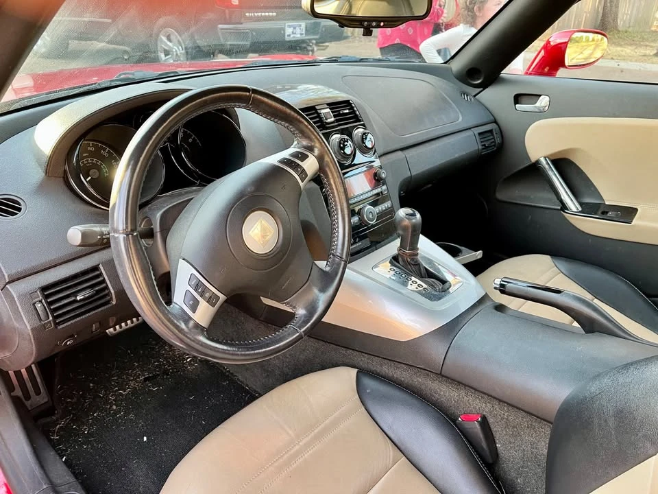 2007 Saturn Sky - Image 4 of 9