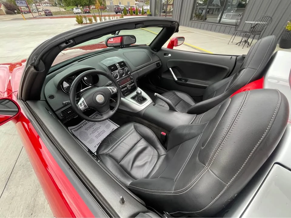 2007 Saturn Sky - Image 8 of 12