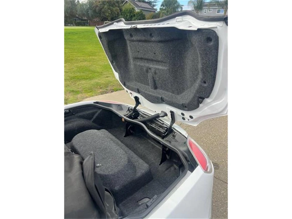 2007 Saturn Sky - Image 12 of 18