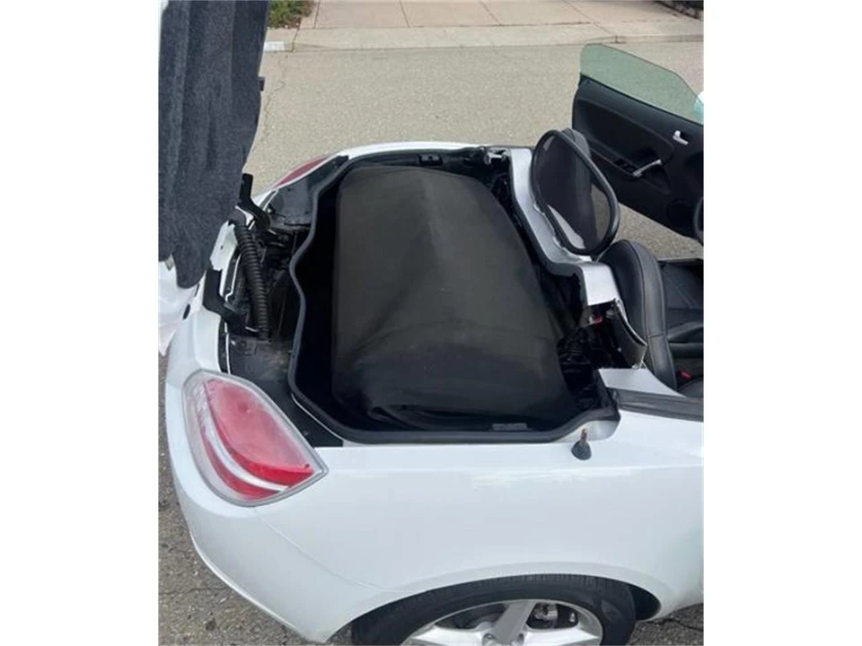 2007 Saturn Sky - Image 13 of 18