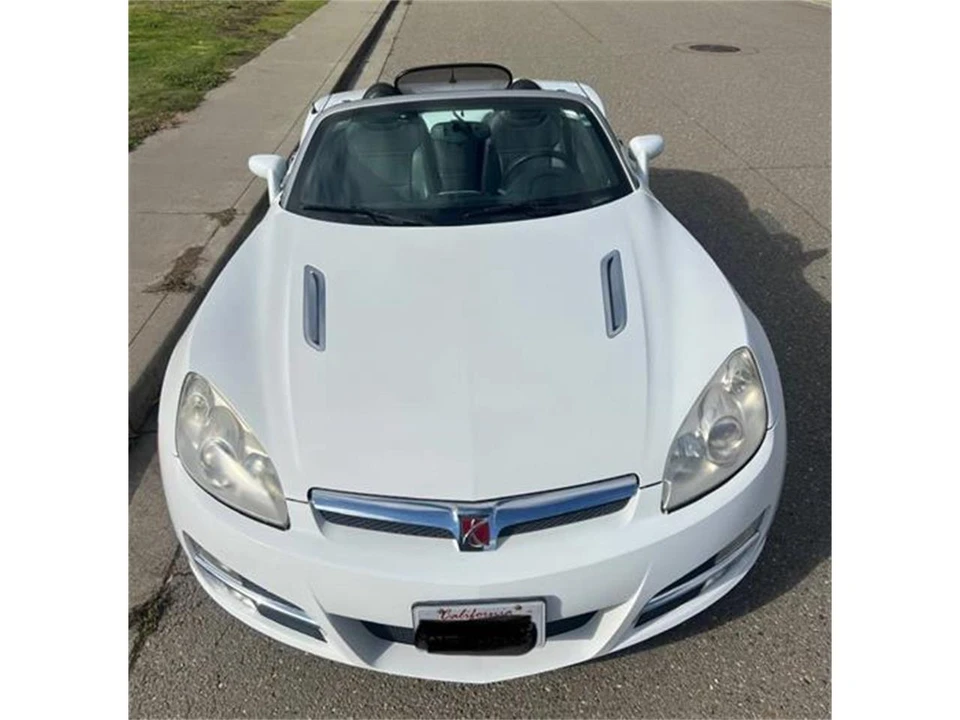 2007 Saturn Sky - Image 15 of 18