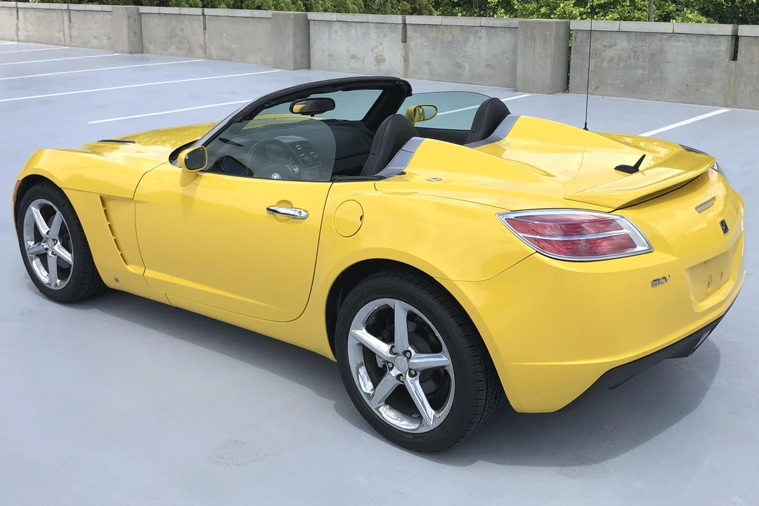 2007 Saturn Sky - Image 4 of 31
