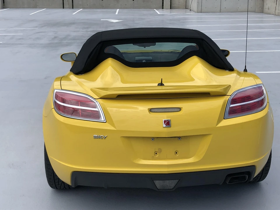 2007 Saturn Sky - Image 23 of 31