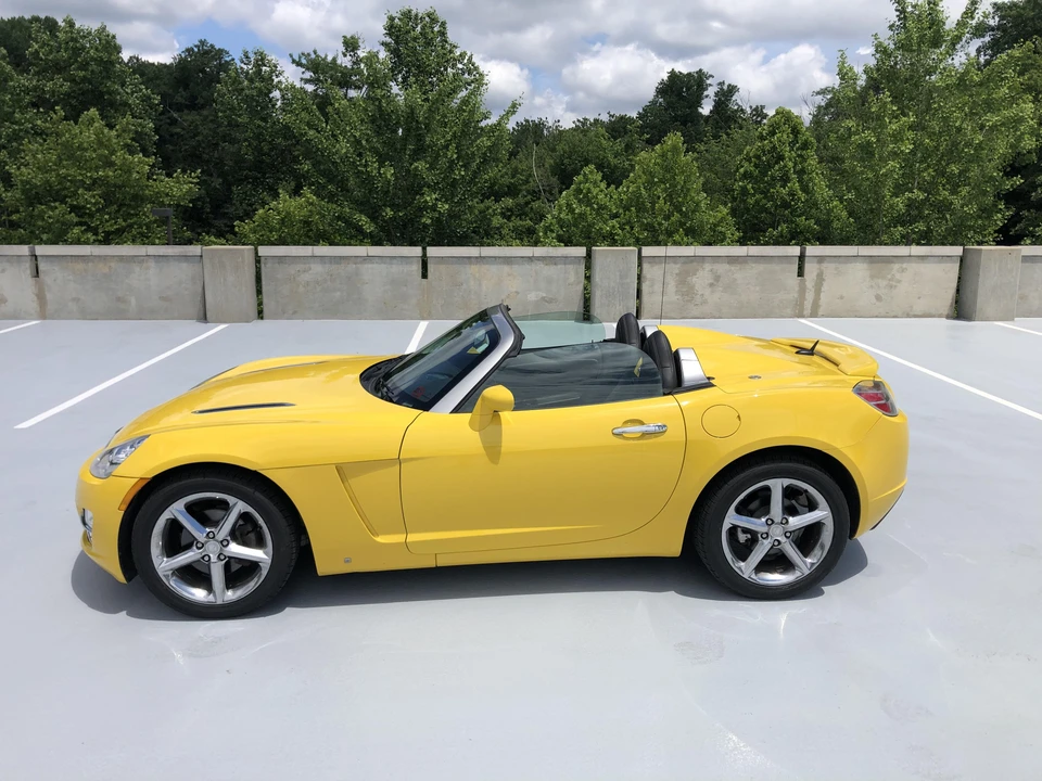 2007 Saturn Sky - Image 8 of 31