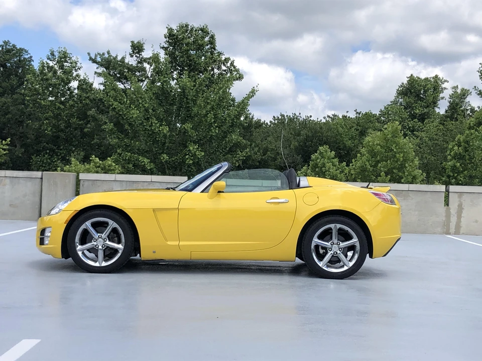 2007 Saturn Sky - Image 9 of 31