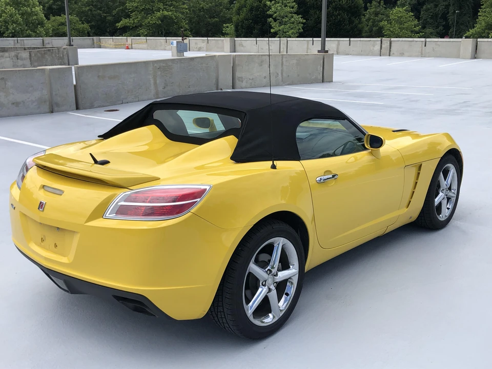 2007 Saturn Sky - Image 24 of 31