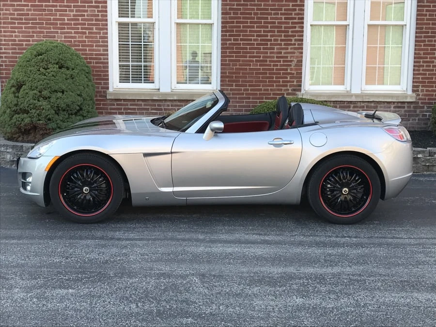 2007 Saturn Sky - Image 2 of 7