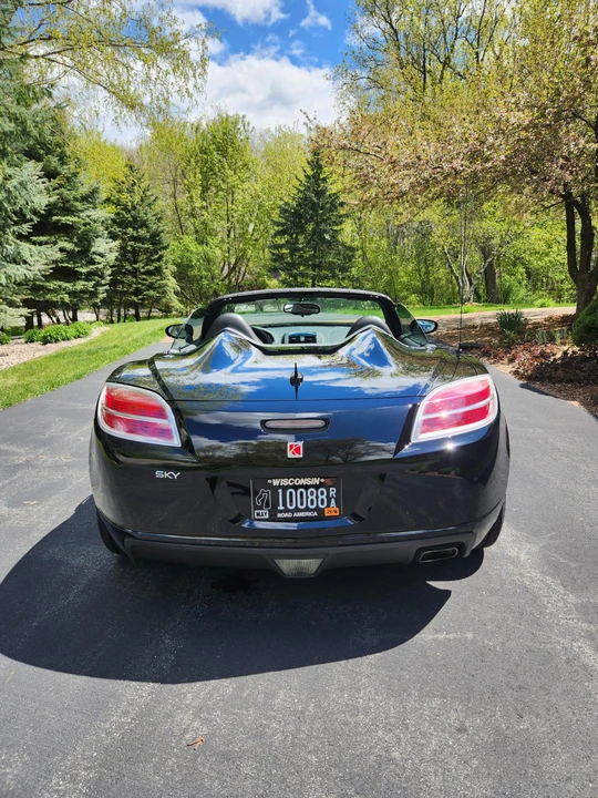 2007 Saturn Sky - Image 5 of 31