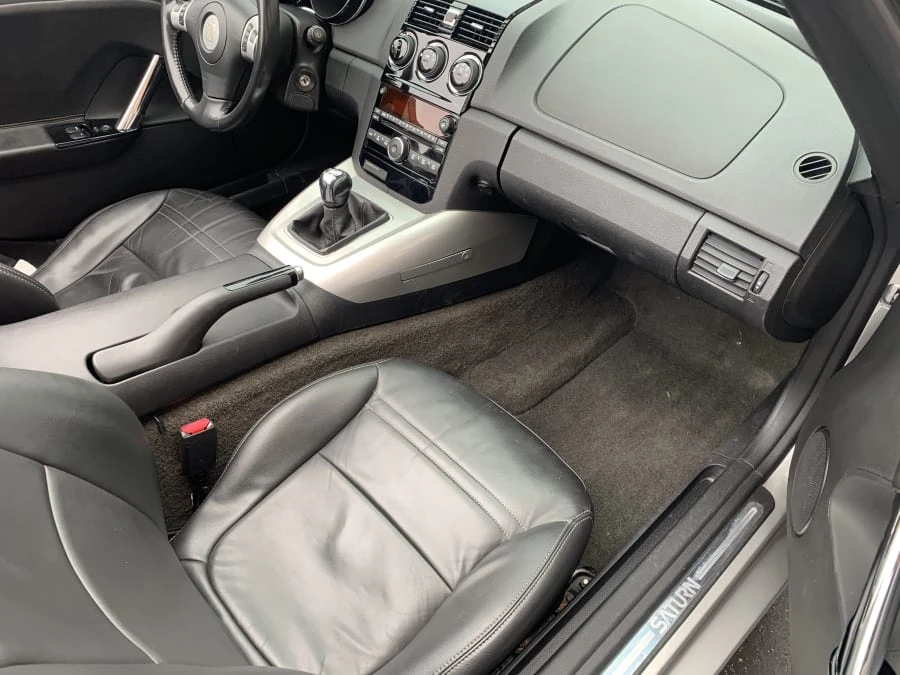 2007 Saturn Sky - Image 5 of 10