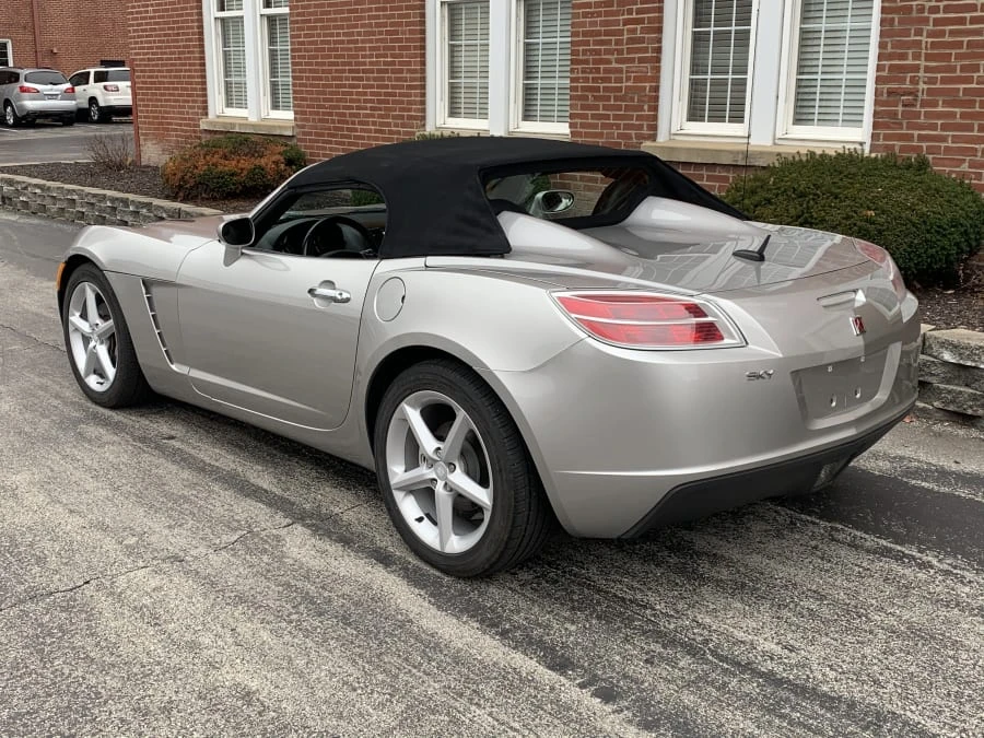 2007 Saturn Sky - Image 8 of 10
