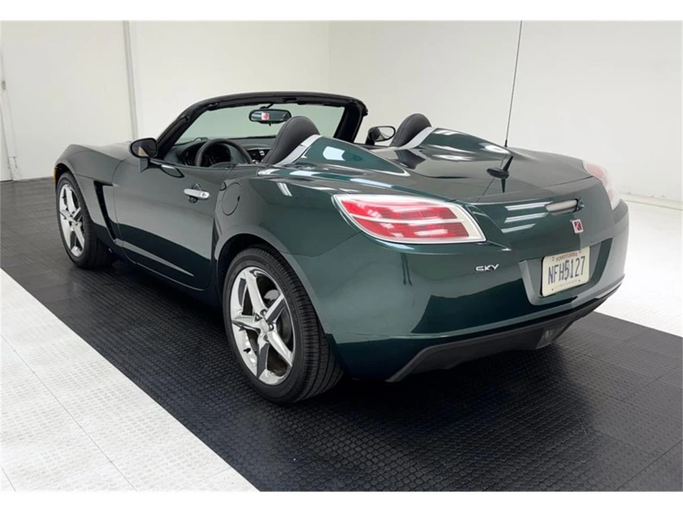 2007 Saturn Sky - Image 7 of 31