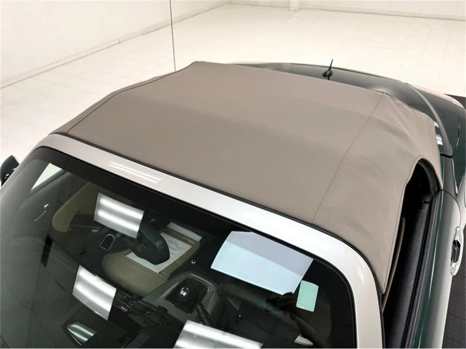 2007 Saturn Sky - Image 18 of 31