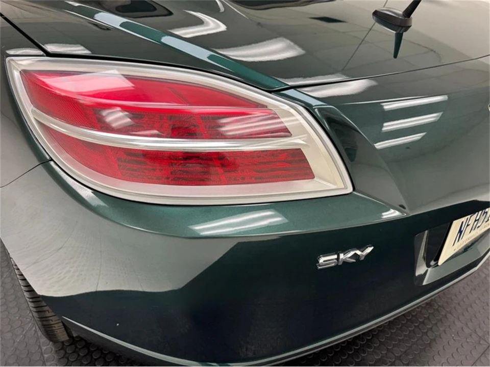 2007 Saturn Sky - Image 23 of 31