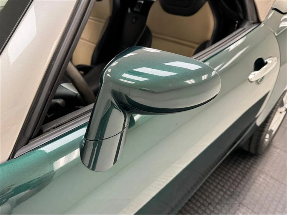 2007 Saturn Sky - Image 19 of 31
