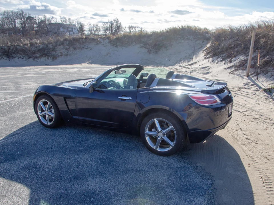 2007 Saturn Sky - Image 22 of 31