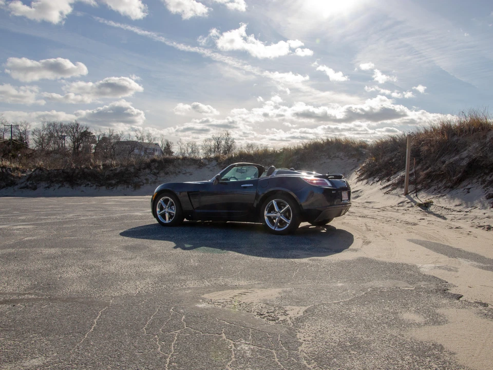 2007 Saturn Sky - Image 20 of 31