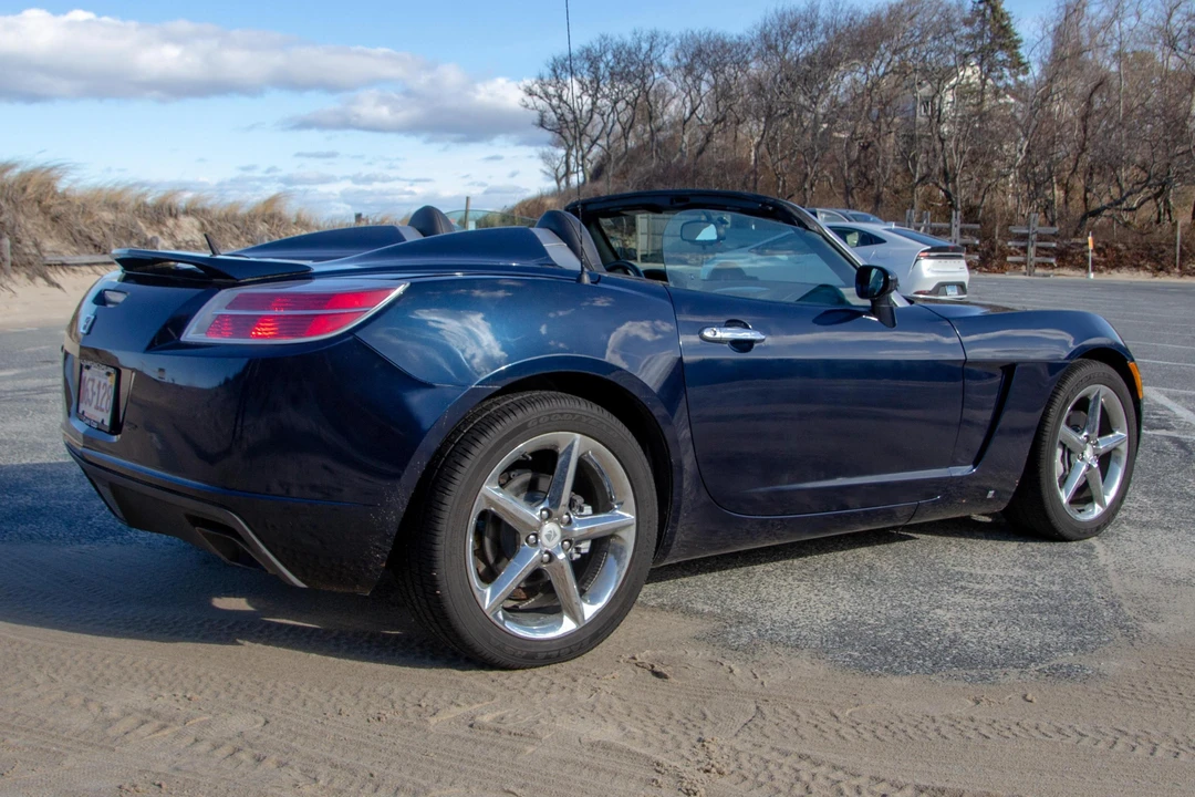 2007 Saturn Sky - Image 4 of 31
