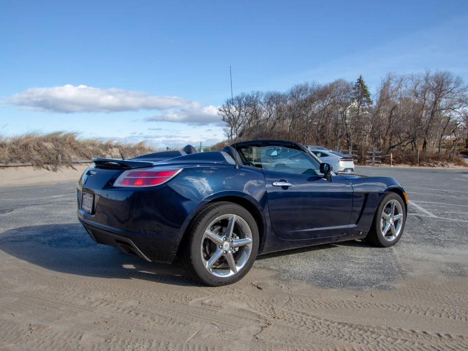 2007 Saturn Sky - Image 19 of 21