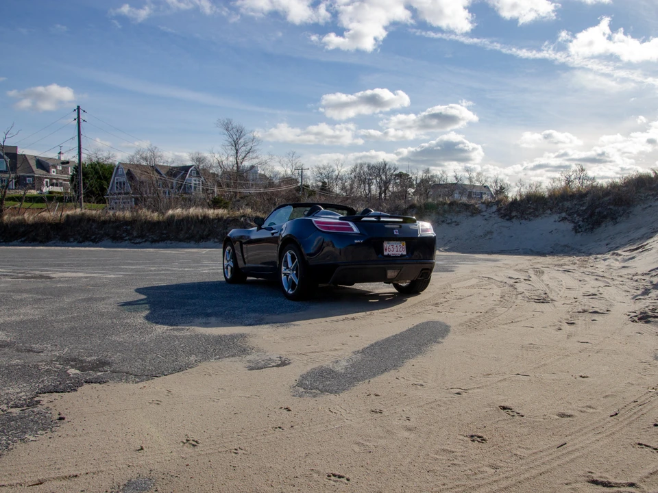 2007 Saturn Sky - Image 13 of 21