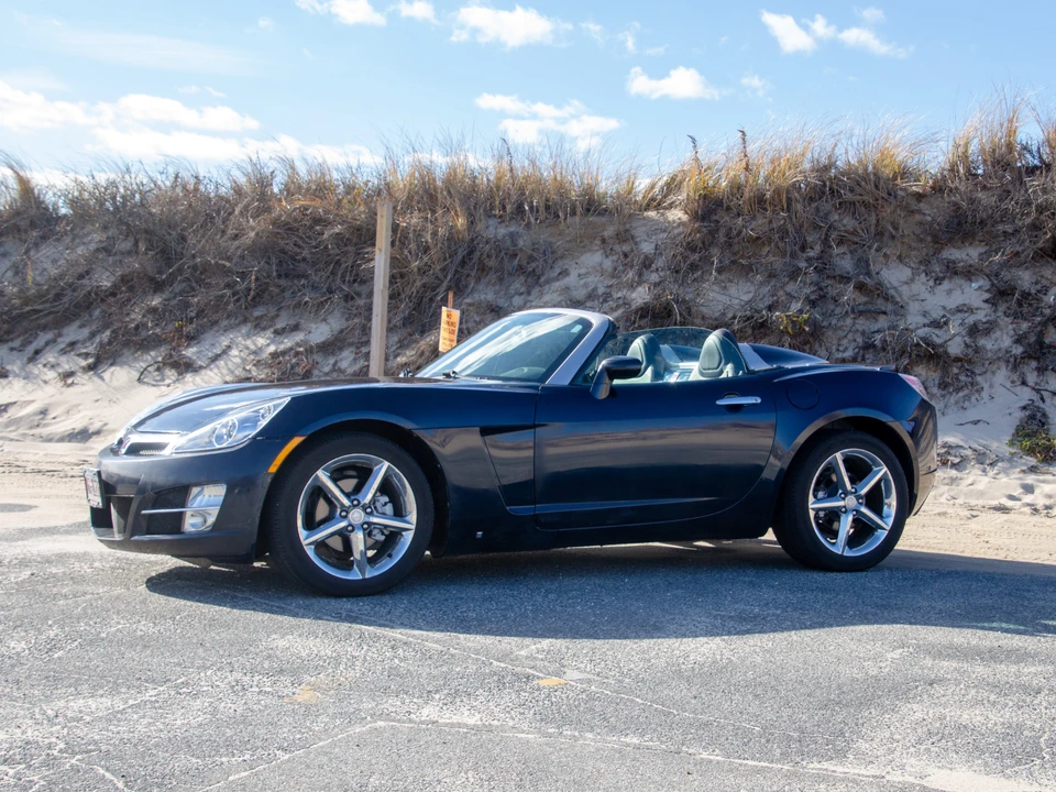 2007 Saturn Sky - Image 8 of 21
