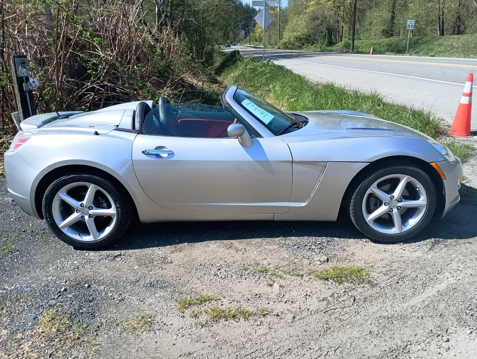 2007 Saturn Sky - Image 3 of 5