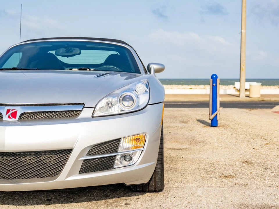 2007 Saturn Sky - Image 16 of 31