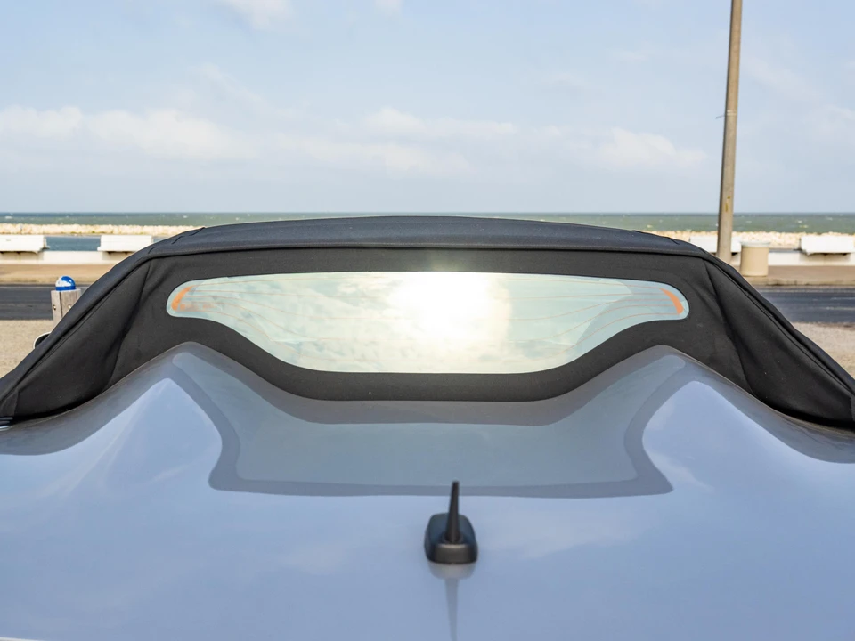 2007 Saturn Sky - Image 28 of 31