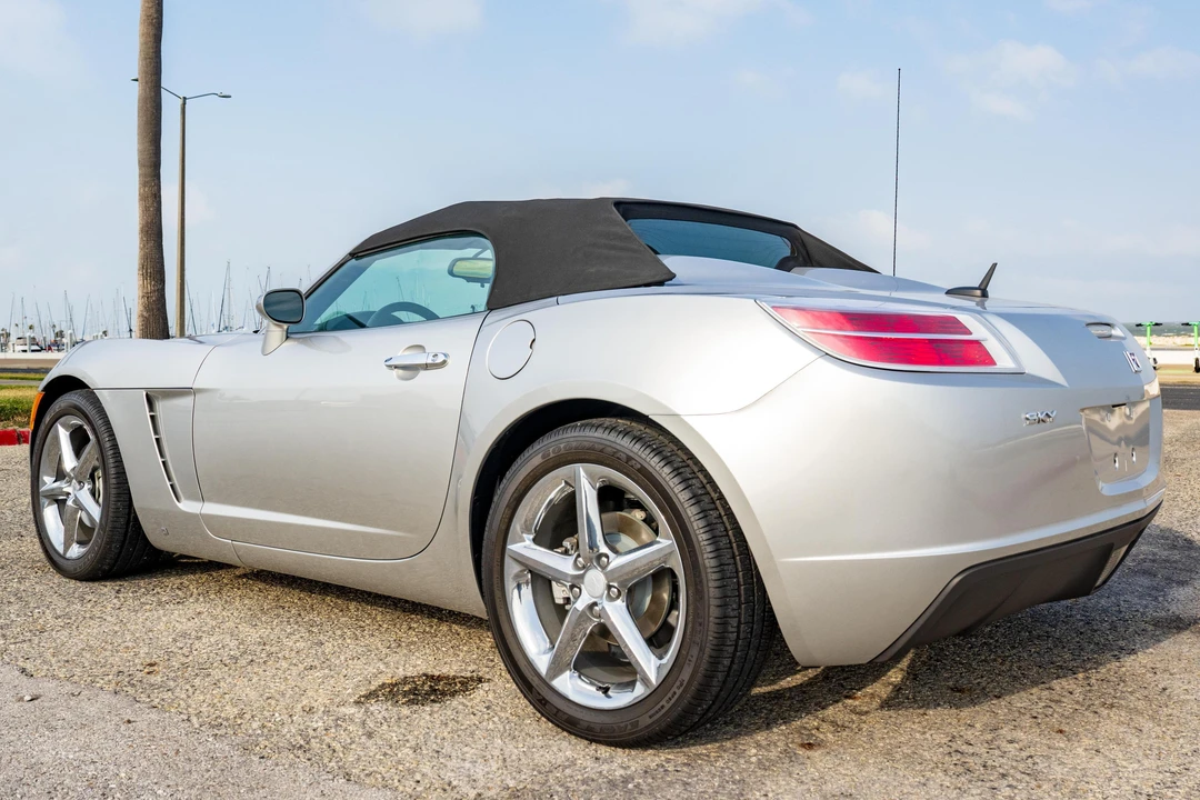 2007 Saturn Sky - Image 4 of 31